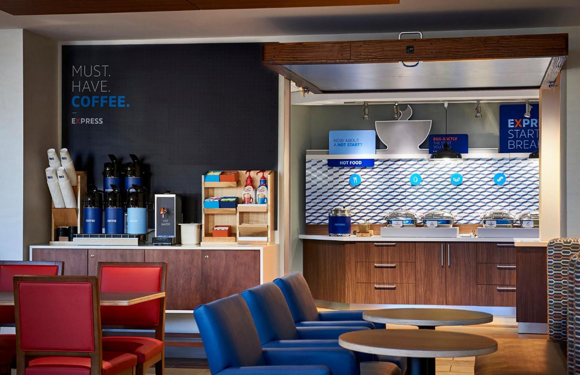 Holiday Inn Express & Suites - Miramar By Ihg Bagian luar foto